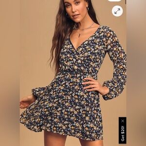 Lulus Bloom For Me Navy Blue Floral Print Long Sleeve Skater Dress
Size XL